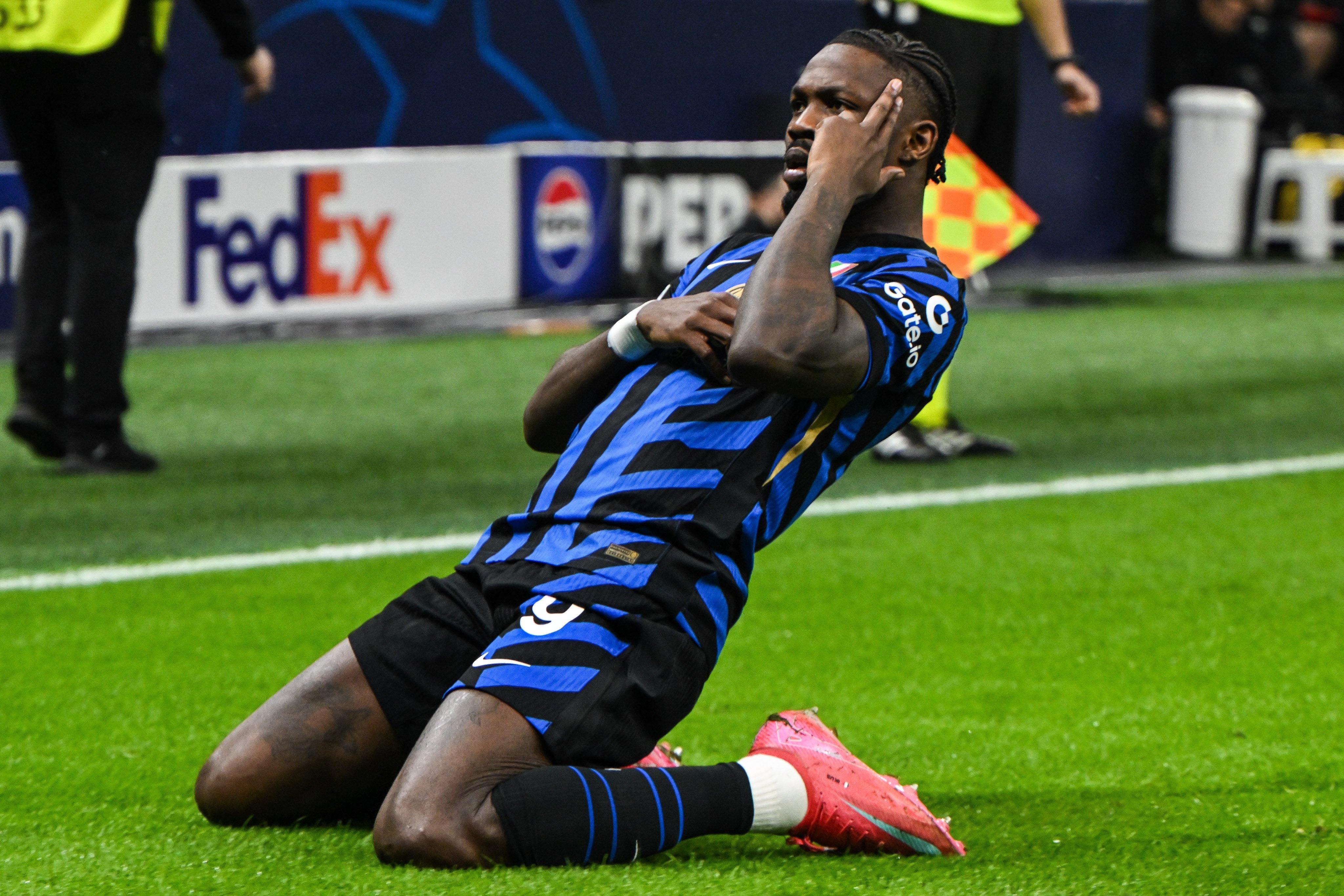 文托拉：若小图拉姆将数据提高一点，我认为他就是欧洲前10的前锋