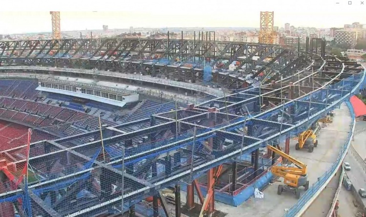 世体：巴塞罗那市政府要求诺坎普全面停工，巴萨仍等待使用许可